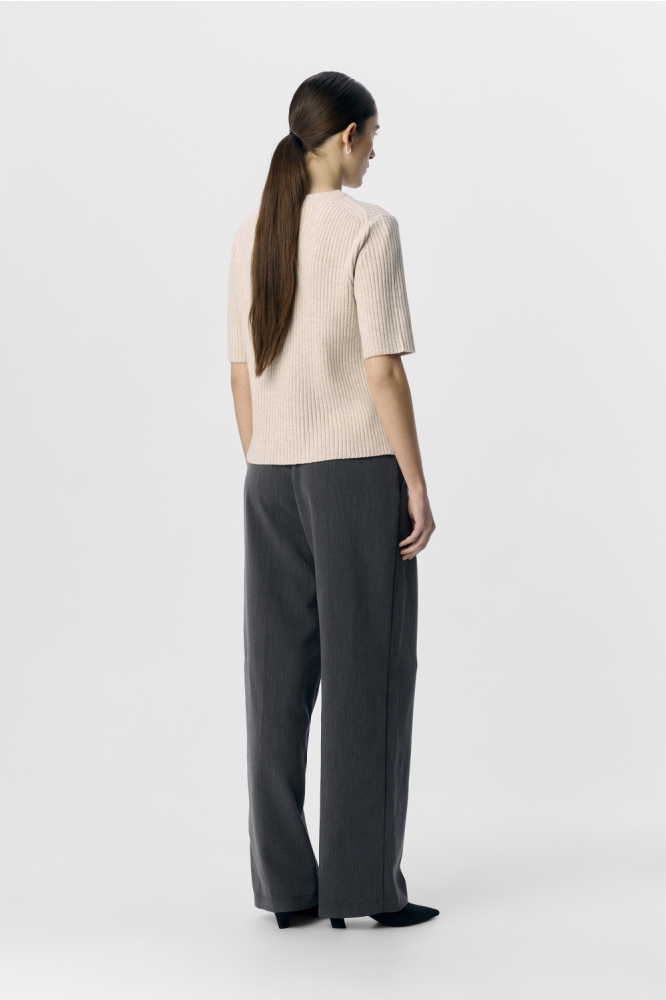 OBJELVA 2/4 RE O-NECK KNIT NOOS 23046911 HUMUS/WHITE SAND